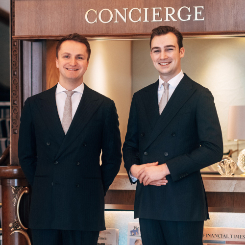 Concierges Linus Eckmann und Luis Hänßgen